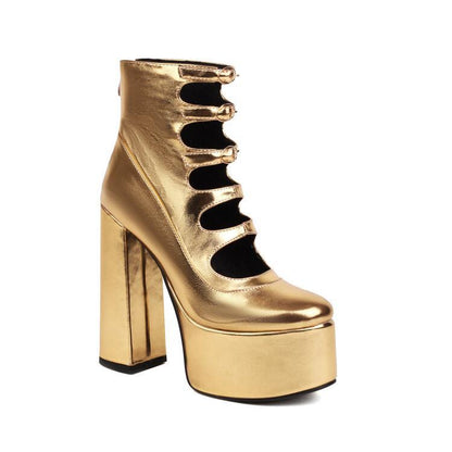Chic Orthopedic Boots with Unique Design