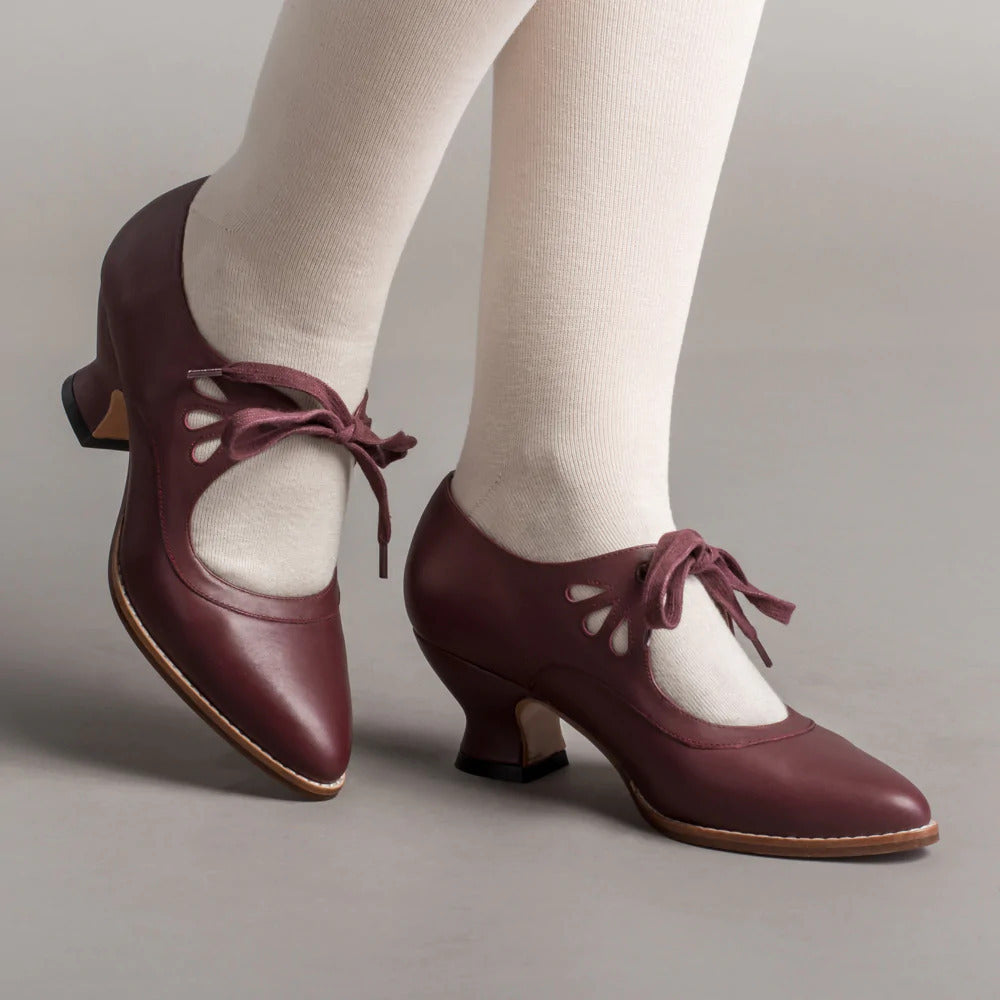 Chic Orthopedic Shoes with Unique Design