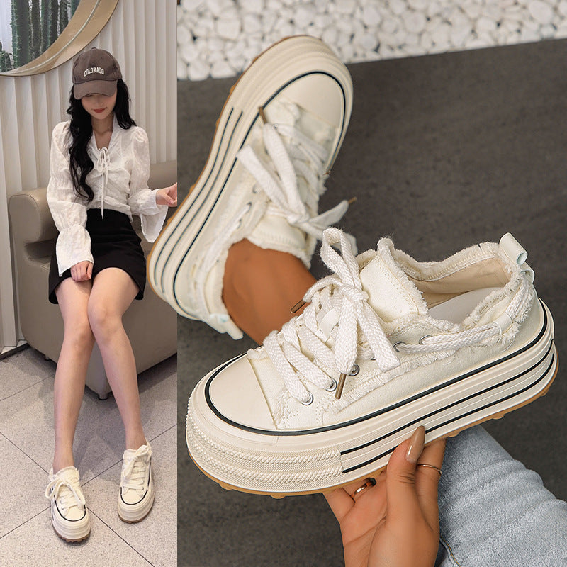 Graceful Orthopedic Shoes for Modern Look