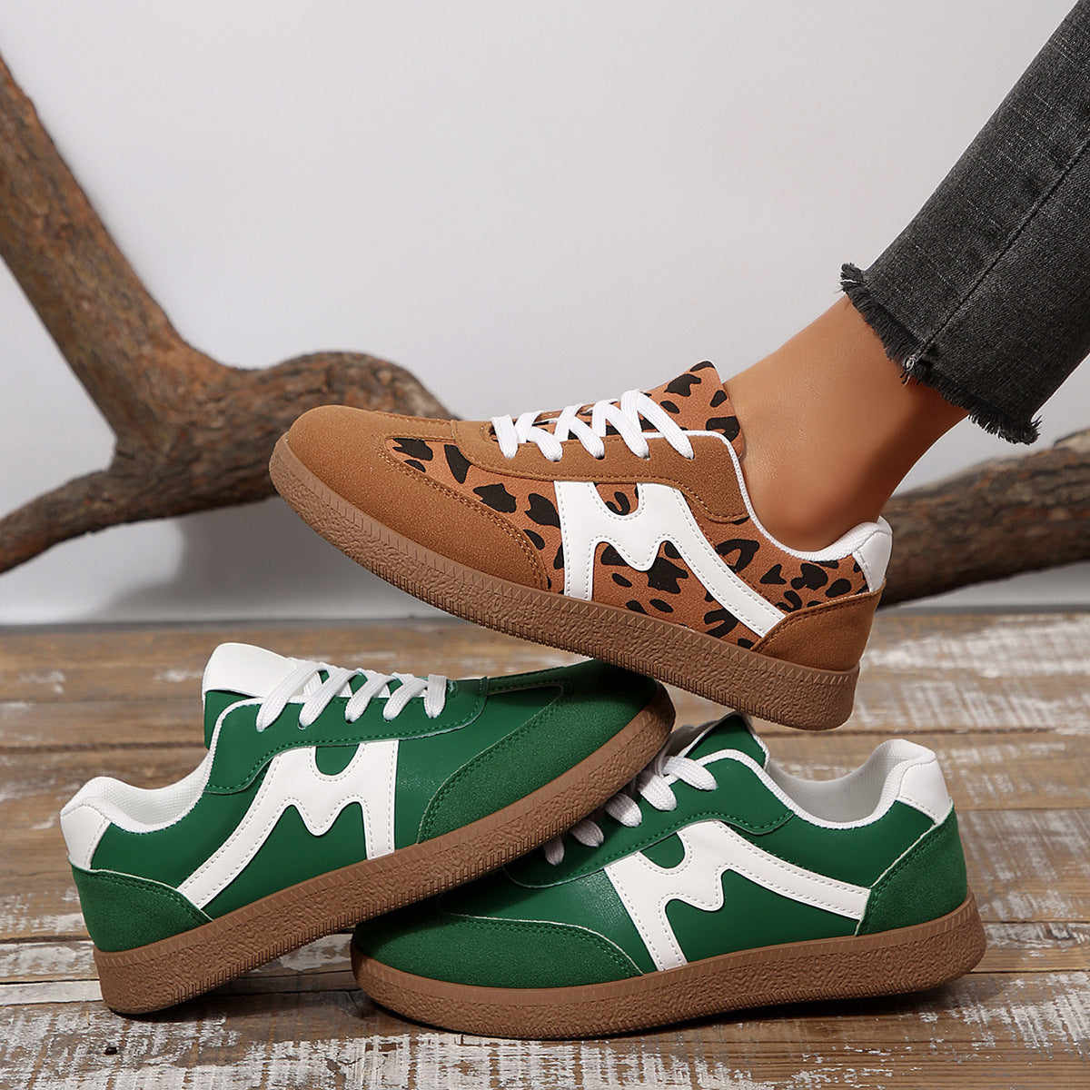 Graceful Orthopedic Trainers for Modern Look