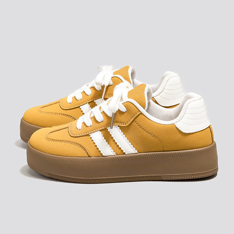 Classic Orthopedic Trainers with Timeless Style