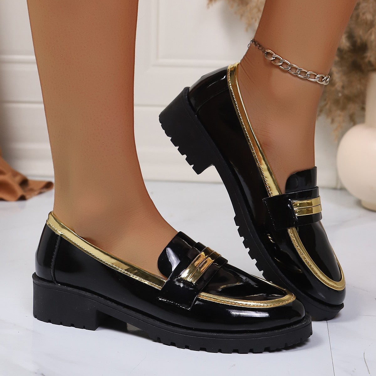 Chic Orthopedic Shoes with Unique Design