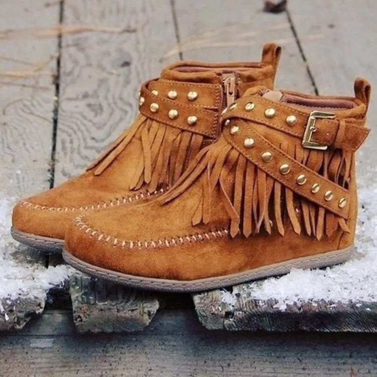 Graceful Orthopedic Boots for Modern Look