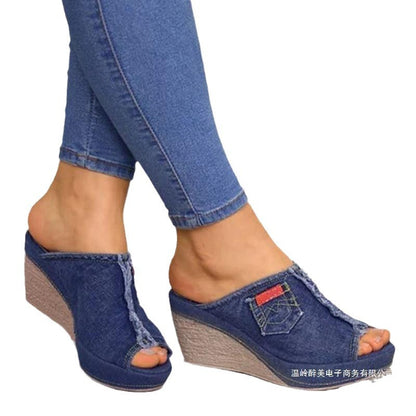 Beautifully Crafted Orthopedic Sandals