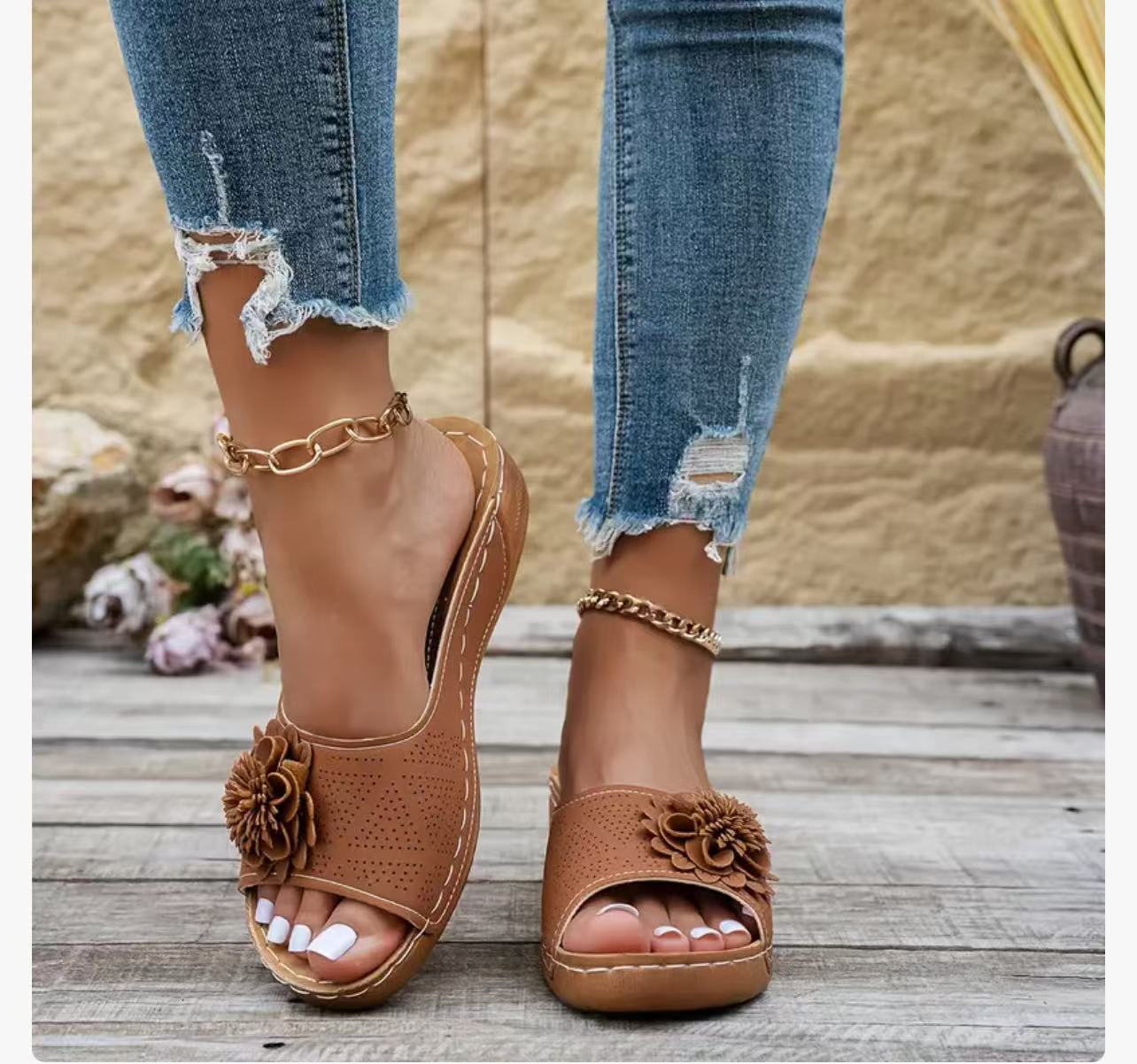 Graceful Orthopedic Sandals for Modern Look