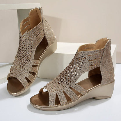 LM | Orthopaedic sandals with low heel