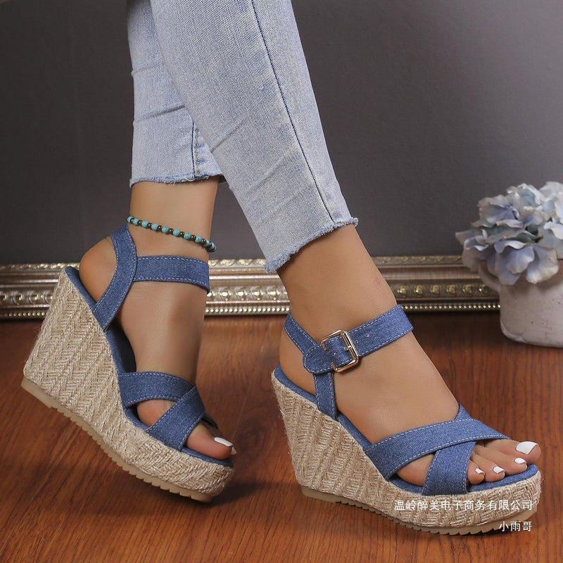 Graceful Orthopedic Sandals for Modern Look