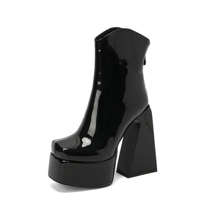 Graceful Orthopedic Boots for Modern Look