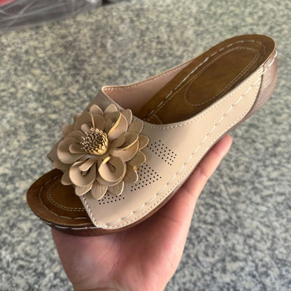 Chic Orthopedic Sandals with Unique Design