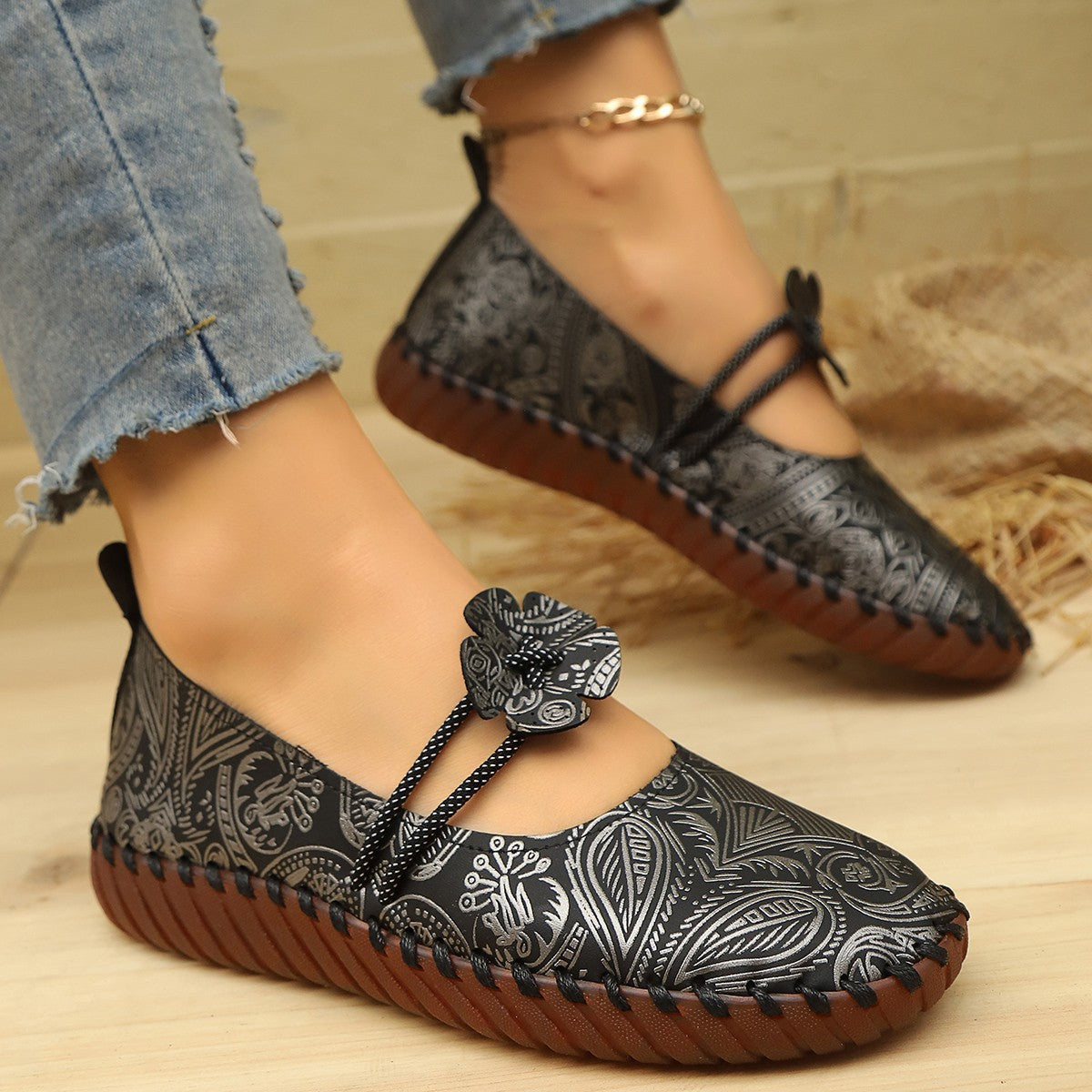 Chic Orthopedic Shoes with Unique Design