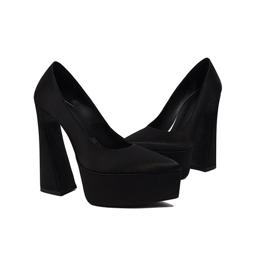 Graceful Orthopedic Shoes for Modern Look