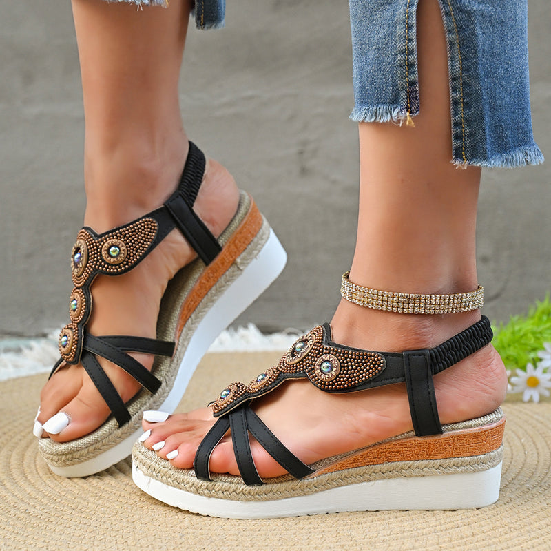 Chic Orthopedic Sandals with Unique Design