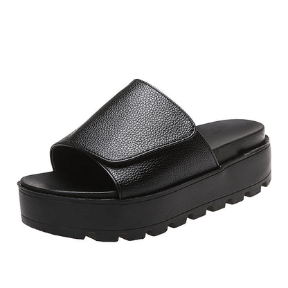 Graceful Orthopedic Sandals for Modern Look