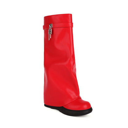 Graceful Orthopedic Boots for Modern Look