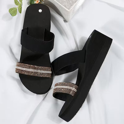 Chic Orthopedic Sandals with Unique Design