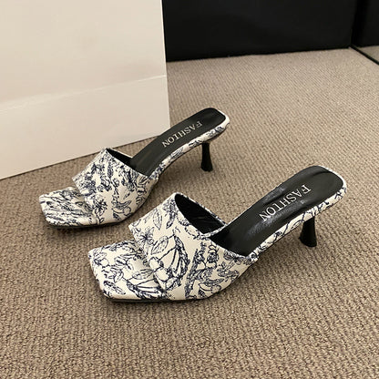 Chic Orthopedic Sandals with Unique Design