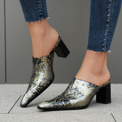Graceful Orthopedic Sandals for Modern Look