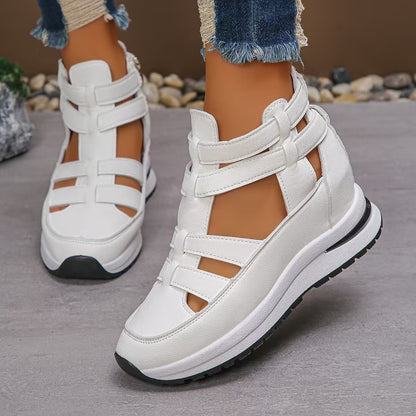 Classic Orthopedic Trainers with Timeless Style