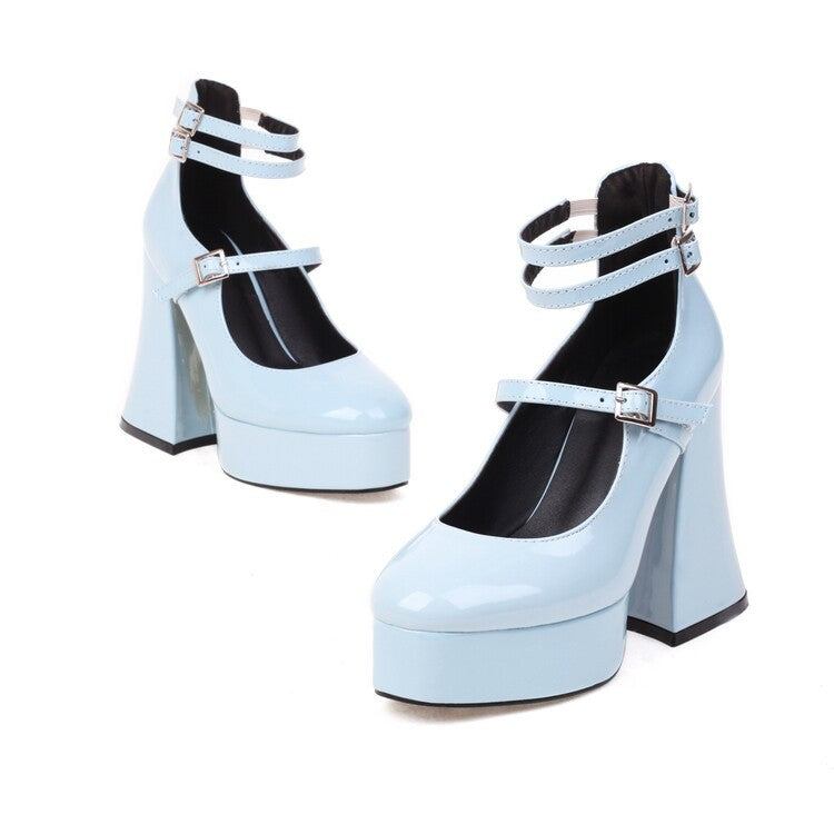 Chic Orthopedic Shoes with Unique Design