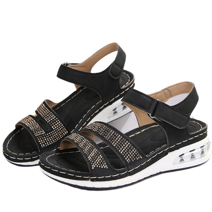 Chic Orthopedic Sandals with Unique Design