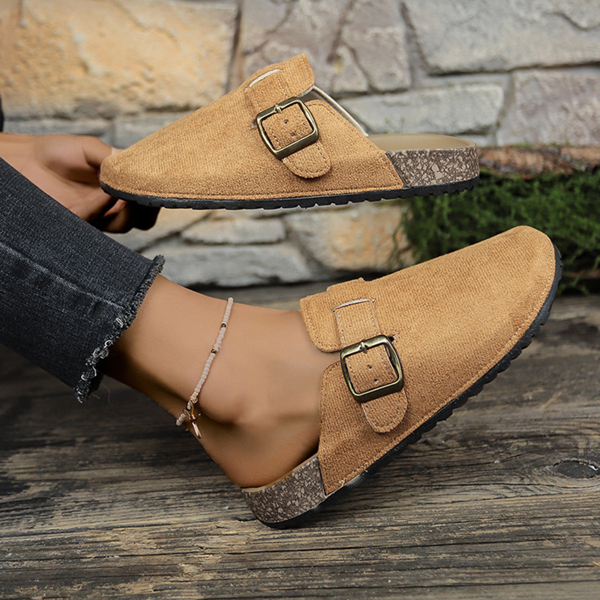 Chic Orthopedic Sandals with Unique Design