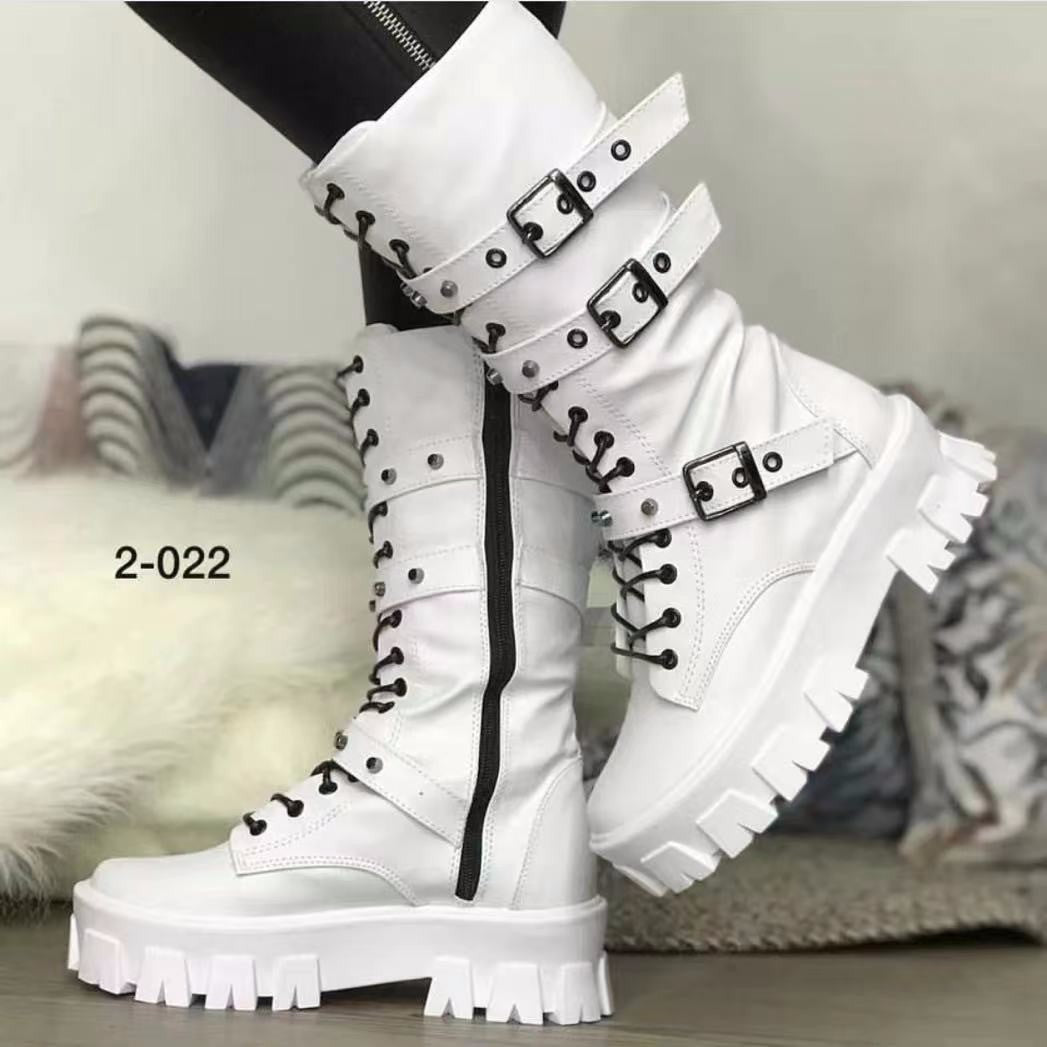 Graceful Orthopedic Boots for Modern Look