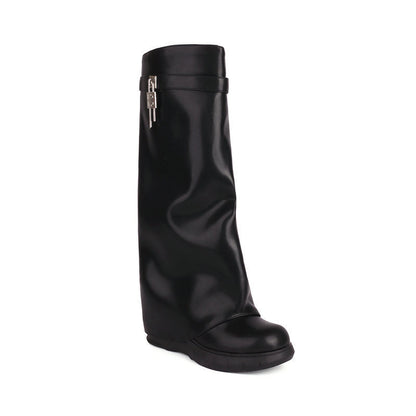 Graceful Orthopedic Boots for Modern Look