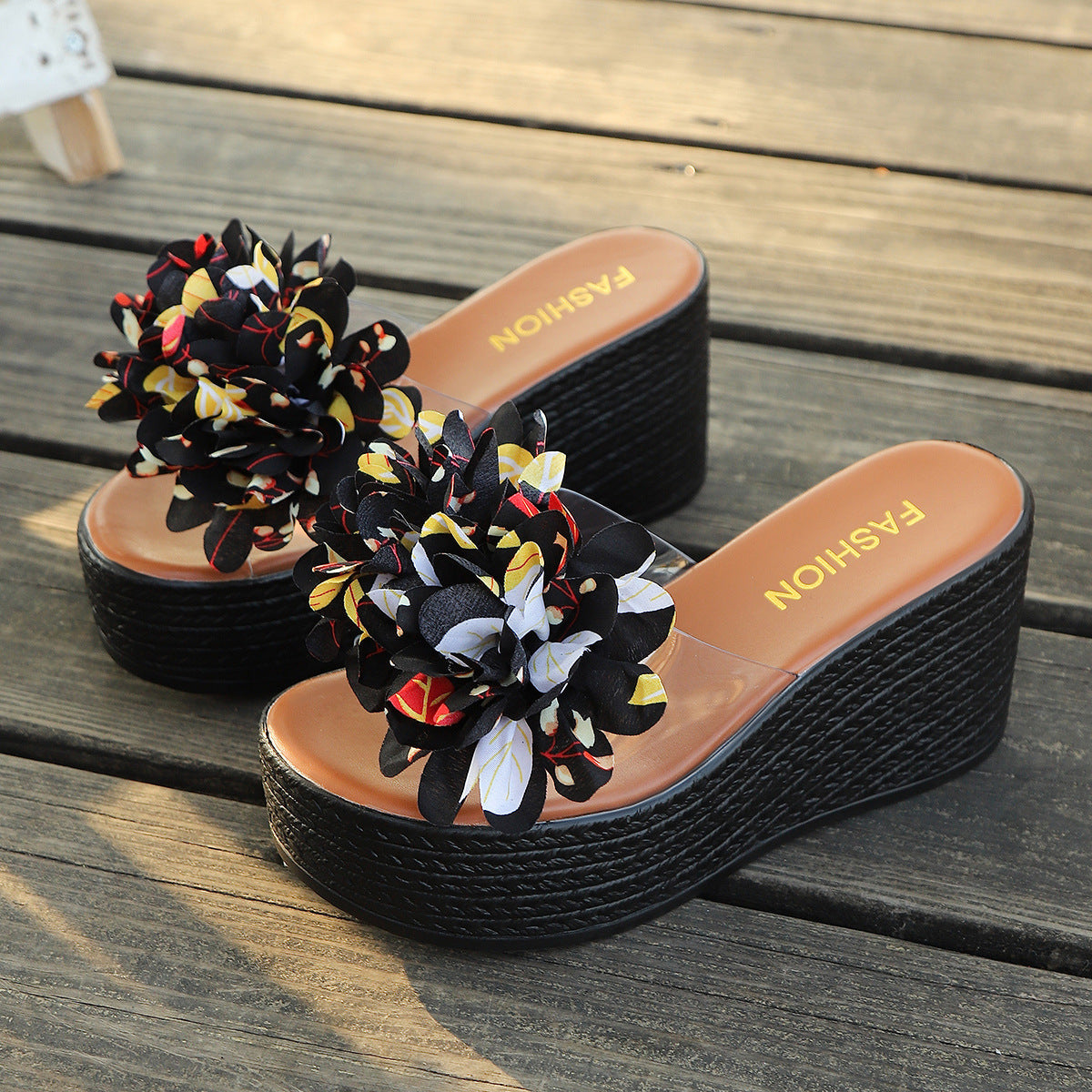 Chic Orthopedic Sandals with Unique Design