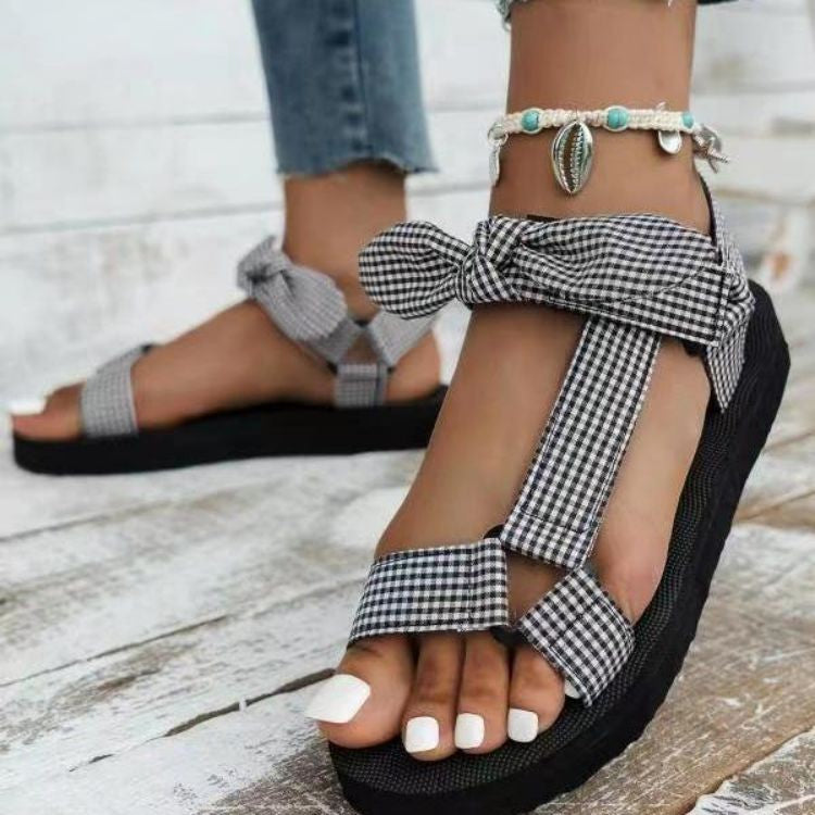 Graceful Orthopedic Sandals for Modern Look