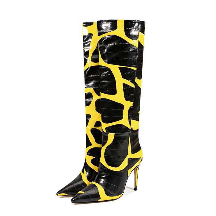 Graceful Orthopedic Boots for Modern Look