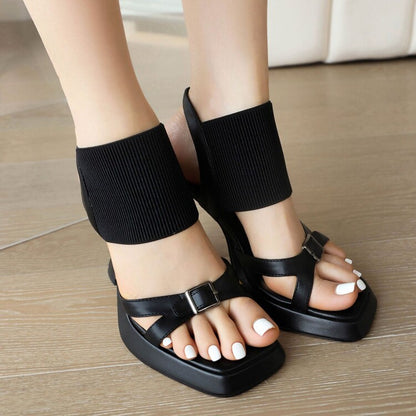 Chic Orthopedic Sandals with Unique Design