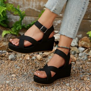 Graceful Orthopedic Sandals for Modern Look