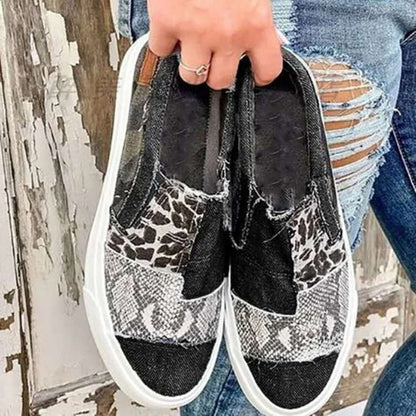 Chic Orthopedic Shoes with Unique Design