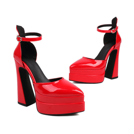 Chic Orthopedic Sandals with Unique Design