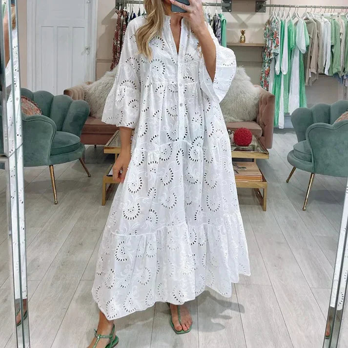 LM | Elegant dress with embroidered eyelets