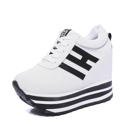 Tailored and Comfortable Orthopedic Sneakers
