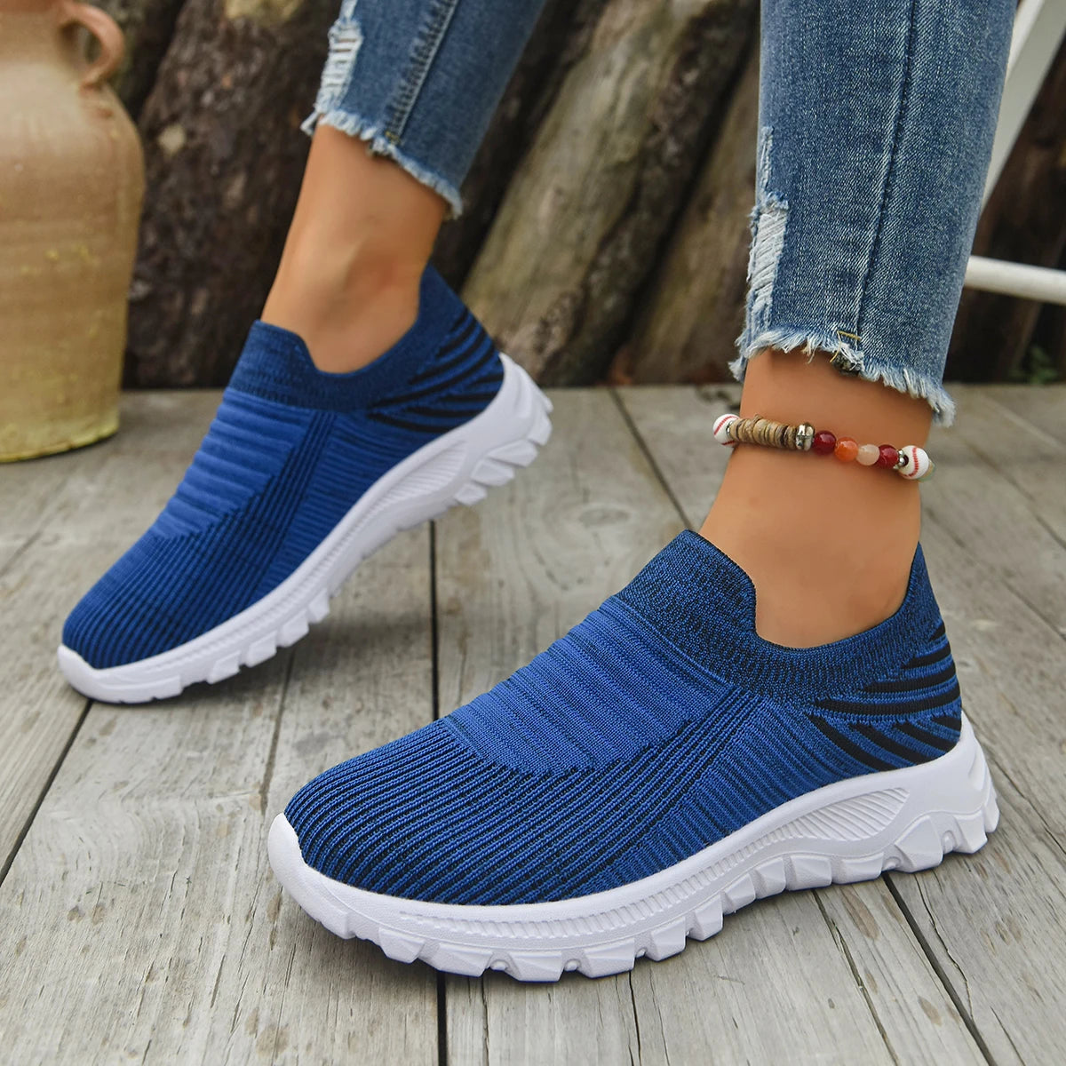 Comfortable and Fashionable Orthopedic Sneakers
