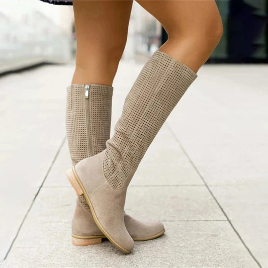 LM | Fashionable and supportive orthopaedic shoes