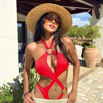 Finely Styled Swimsuit With a Classic Look