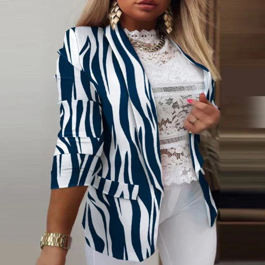 LM | Thanea long-sleeved blazer in batik look for women