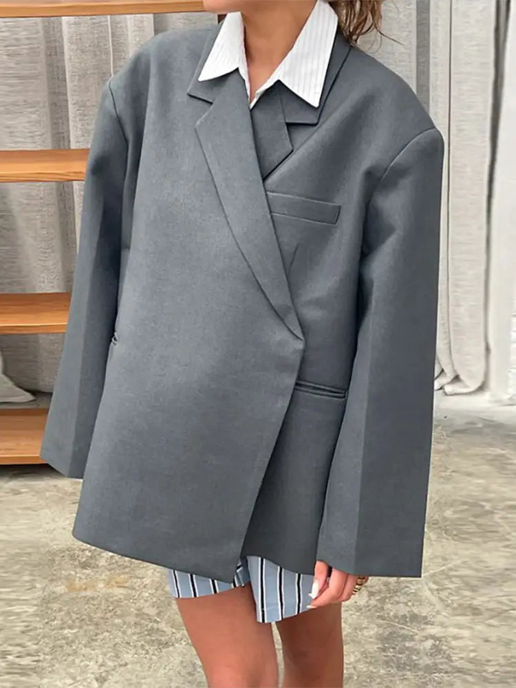 LM | Oversized blazer with a twist