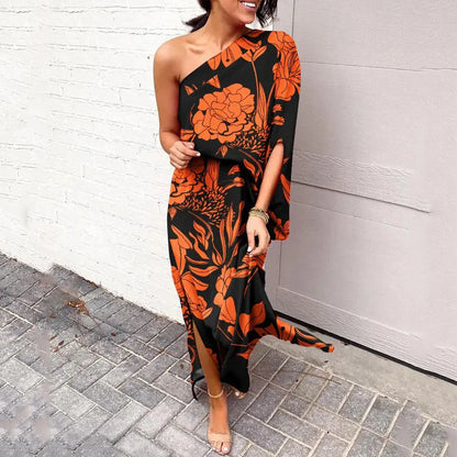 LM | Dresses with diagonal shoulders