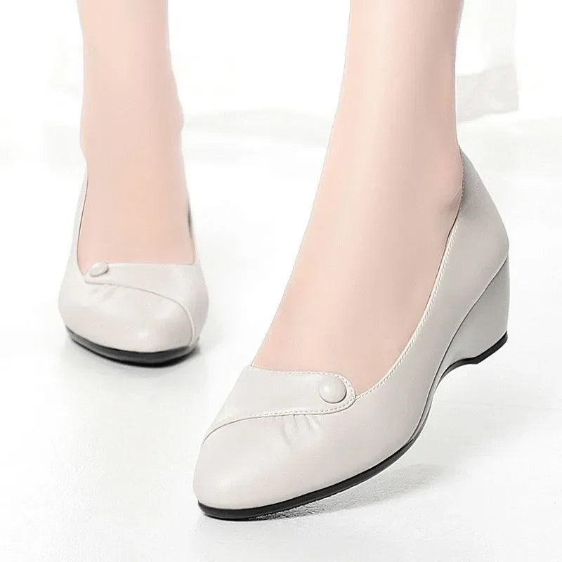 Durable and Supportive Orthopedic Shoes