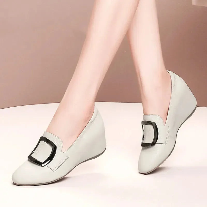 Durable and Supportive Orthopedic Shoes