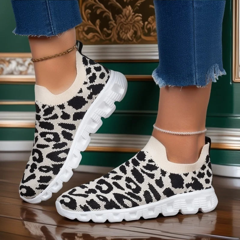 Tailored and Comfortable Orthopedic Sneakers