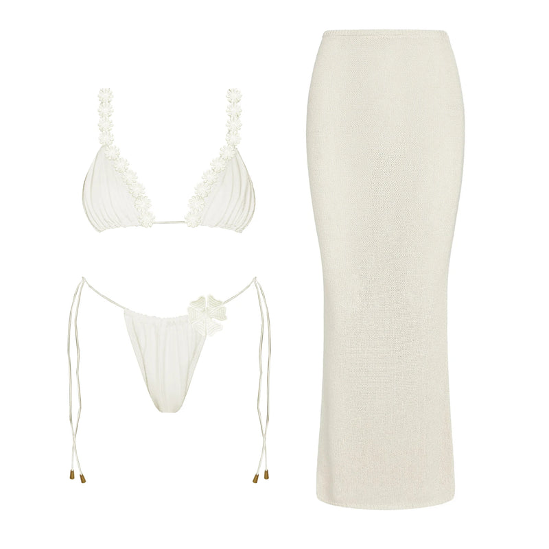Casually Bikini With a Refined Edge
