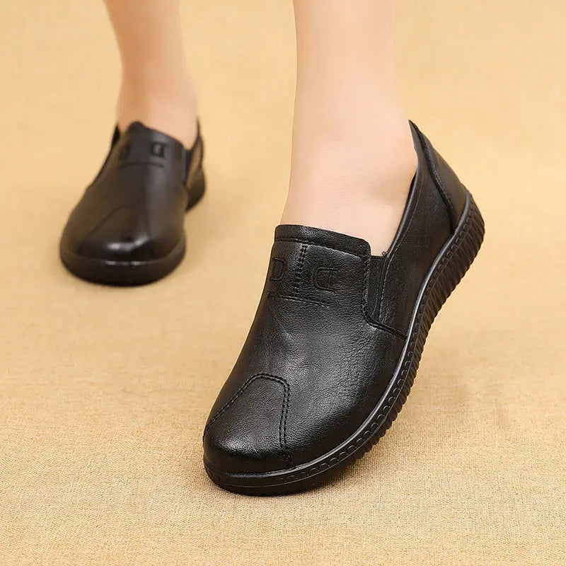 Tailored and Comfortable Orthopedic Flats
