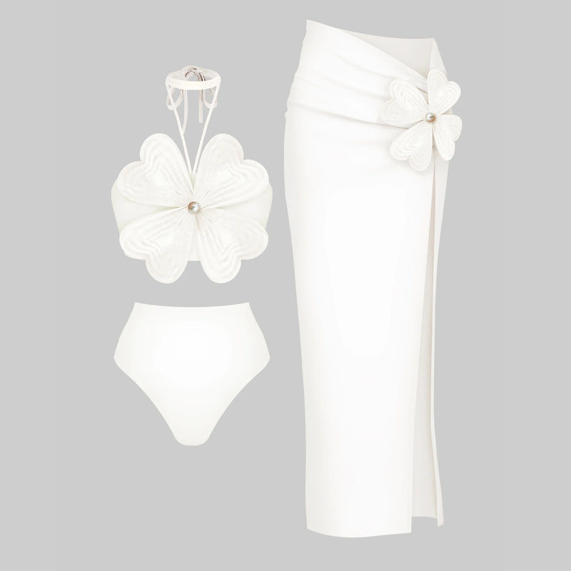 Casually Bikini With a Refined Edge