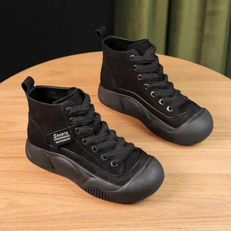 Durable and Supportive Orthopedic Sneakers