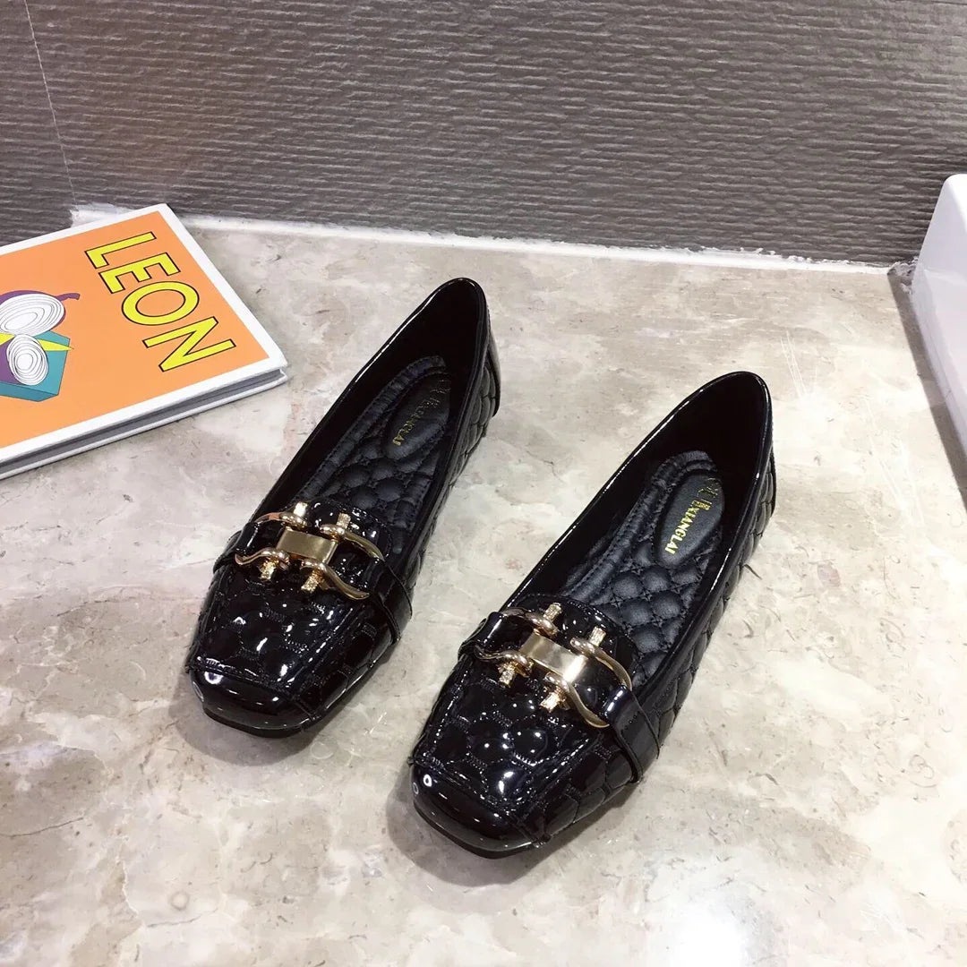 Fashionable and Supportive Orthopedic Flats